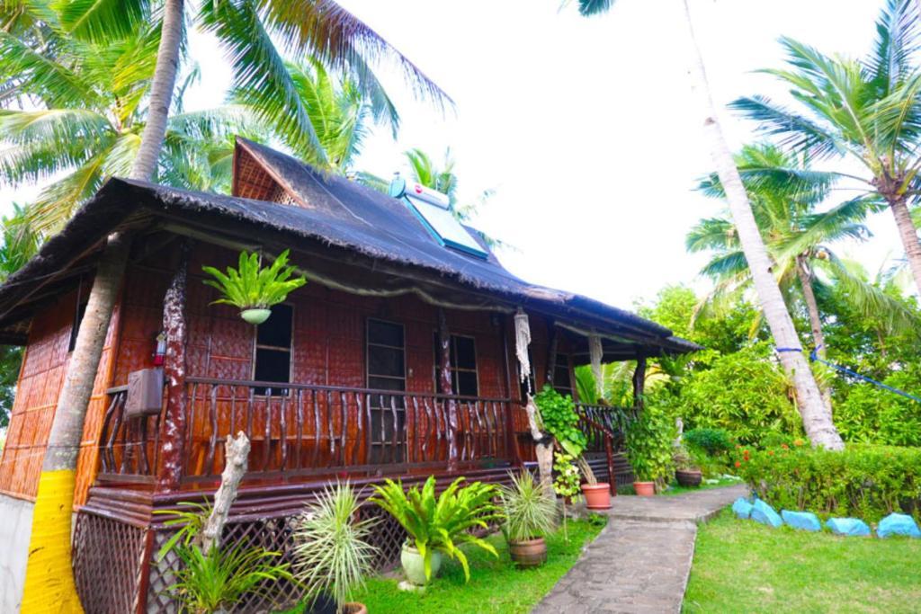 Villa de Pico Highland Beach Resort Puerto Galera Habitación foto